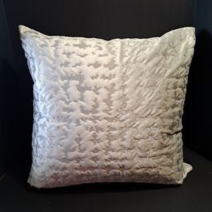 Calllisto Home Light Aqua Metallic Embroidered Velvet Accent Throw‎ Pillow